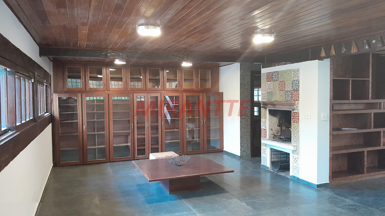 Sobrado de 294m² com 2 quartos em Roseira
