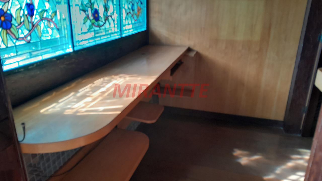 Sobrado de 294m² com 2 quartos em Roseira
