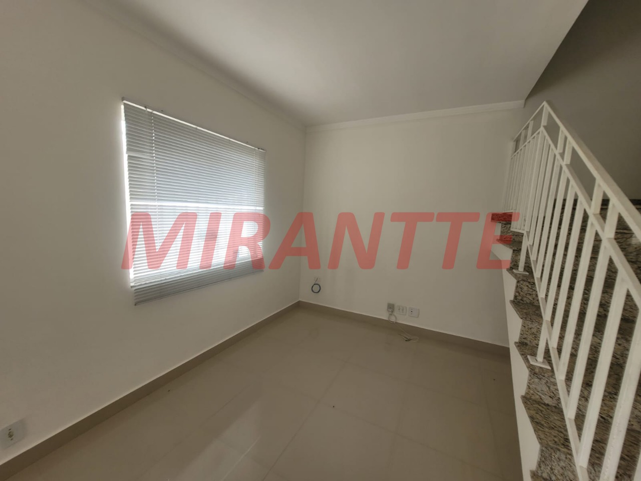 Cond. fechado de 85m² com 3 quartos em Parque Peruche
