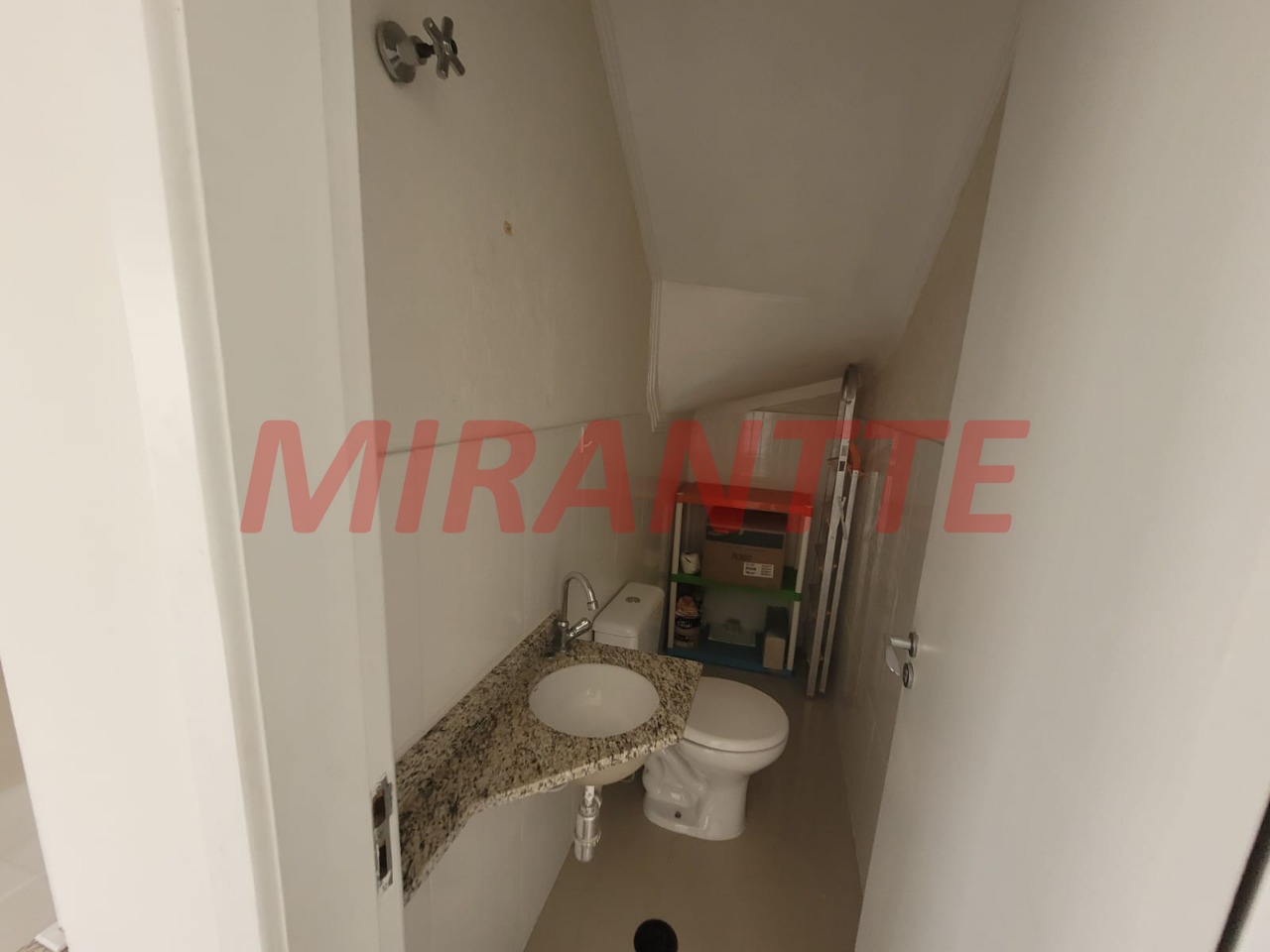 Cond. fechado de 85m² com 3 quartos em Parque Peruche