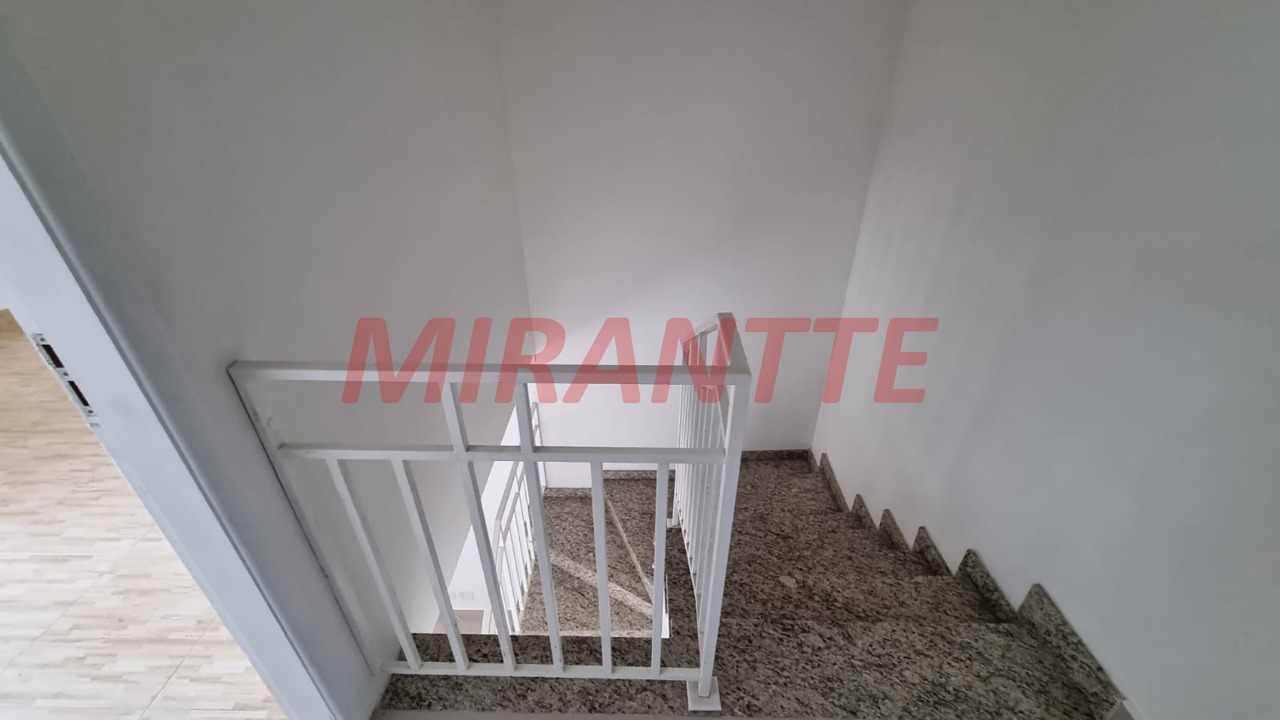 Cond. fechado de 85m² com 3 quartos em Parque Peruche