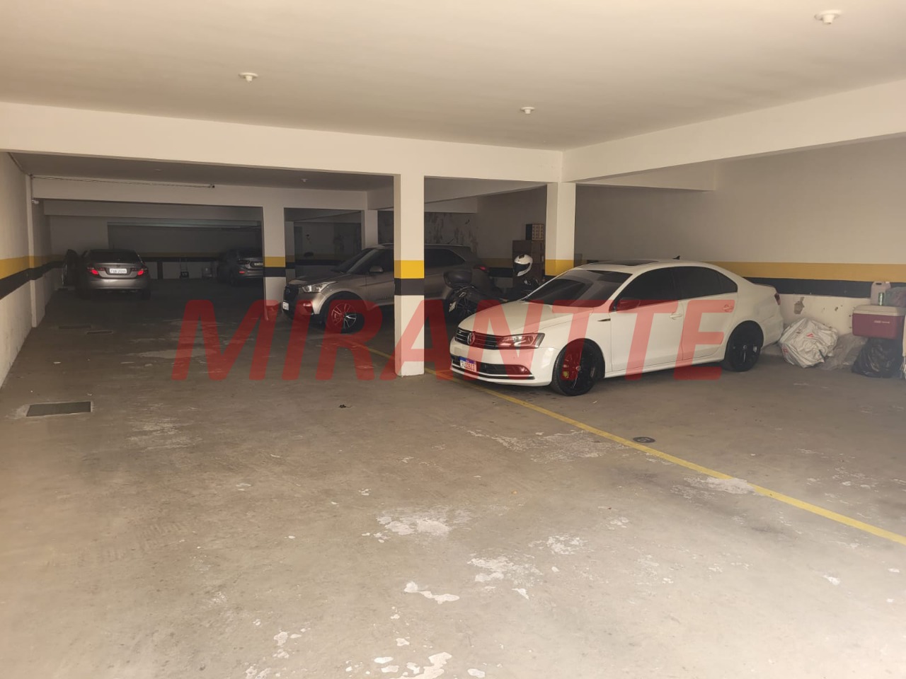 Cond. fechado de 85m² com 3 quartos em Parque Peruche