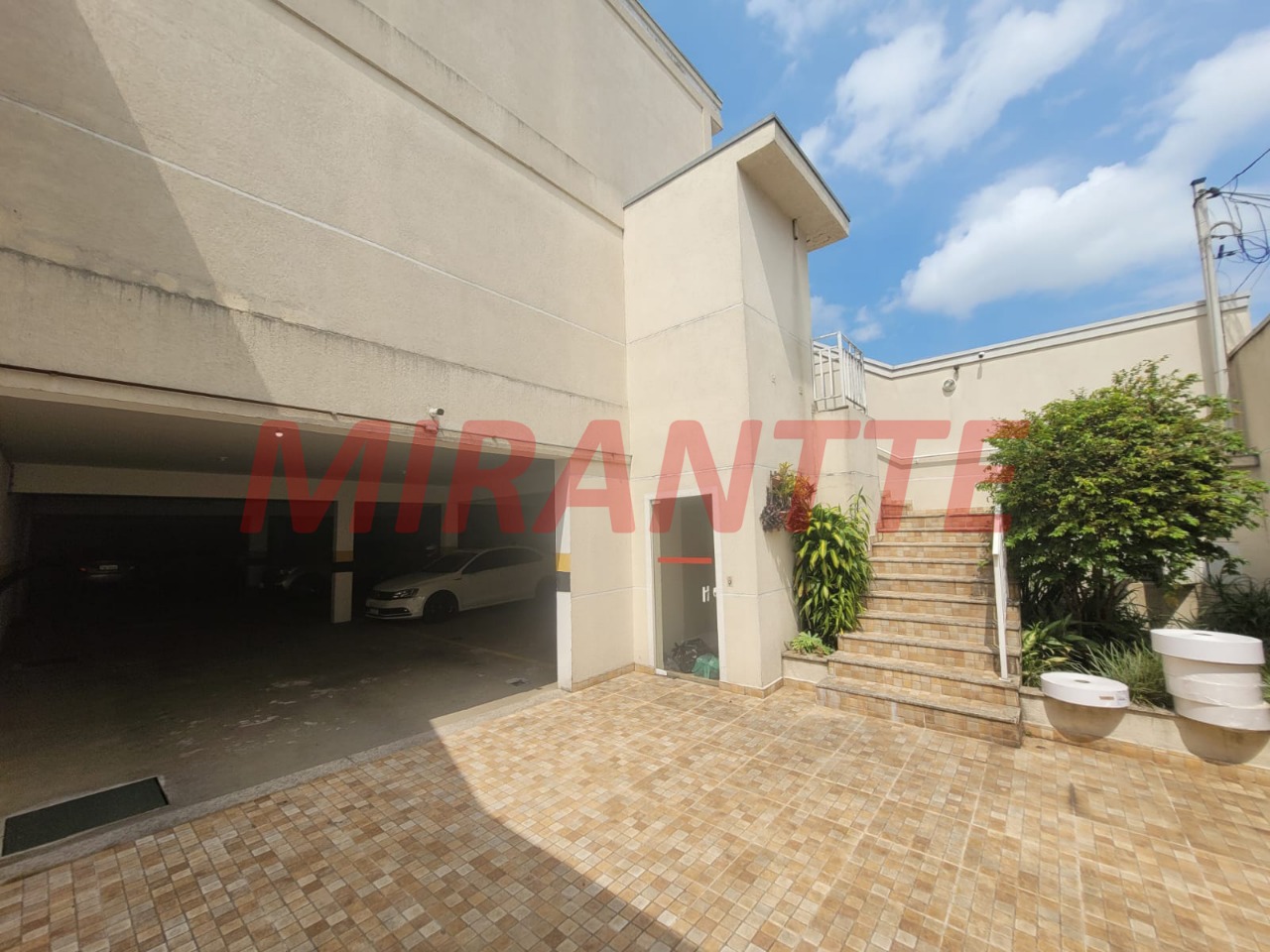 Cond. fechado de 85m² com 3 quartos em Parque Peruche