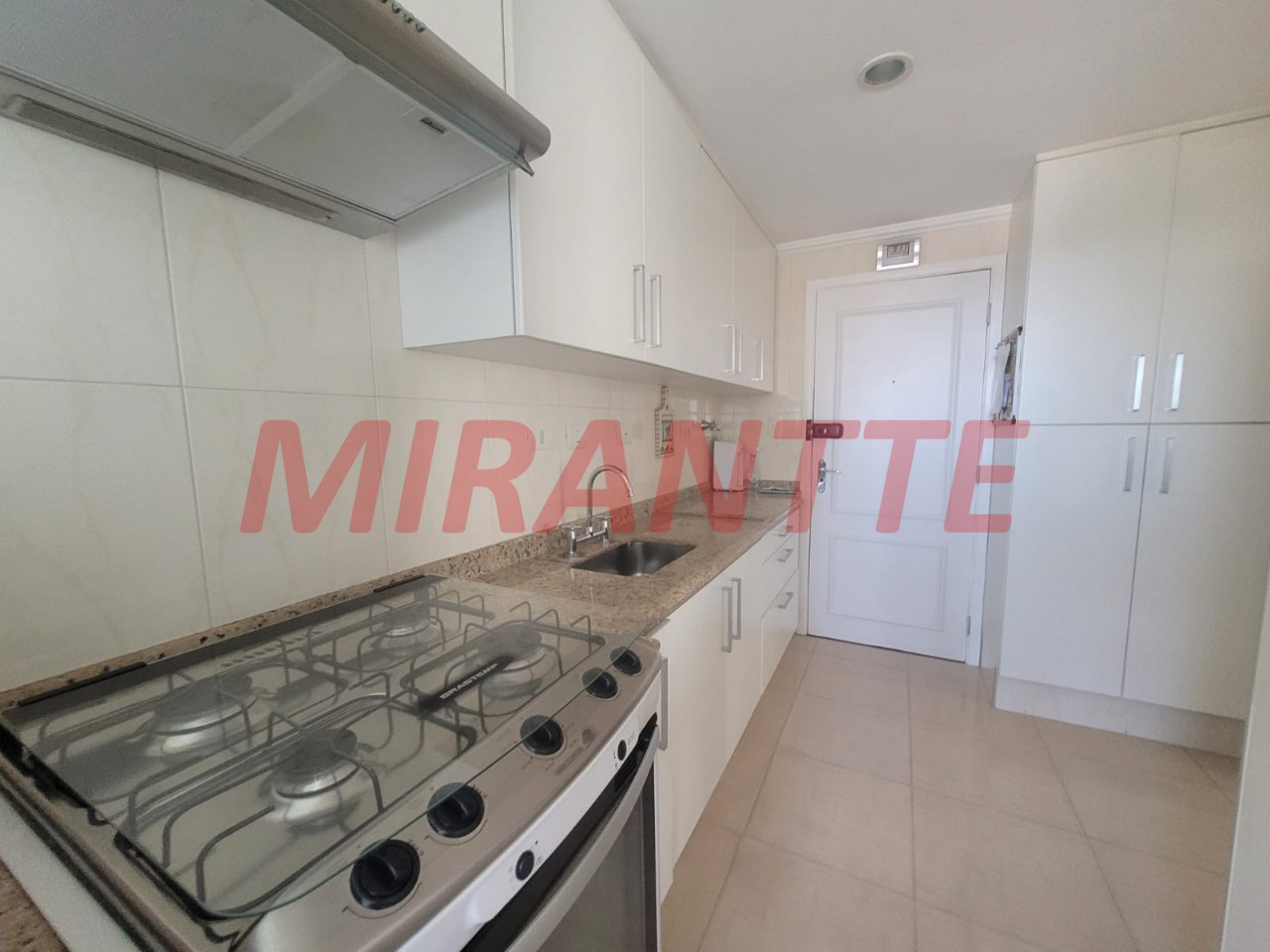 Apartamento de 90m² com 2 quartos em Santana