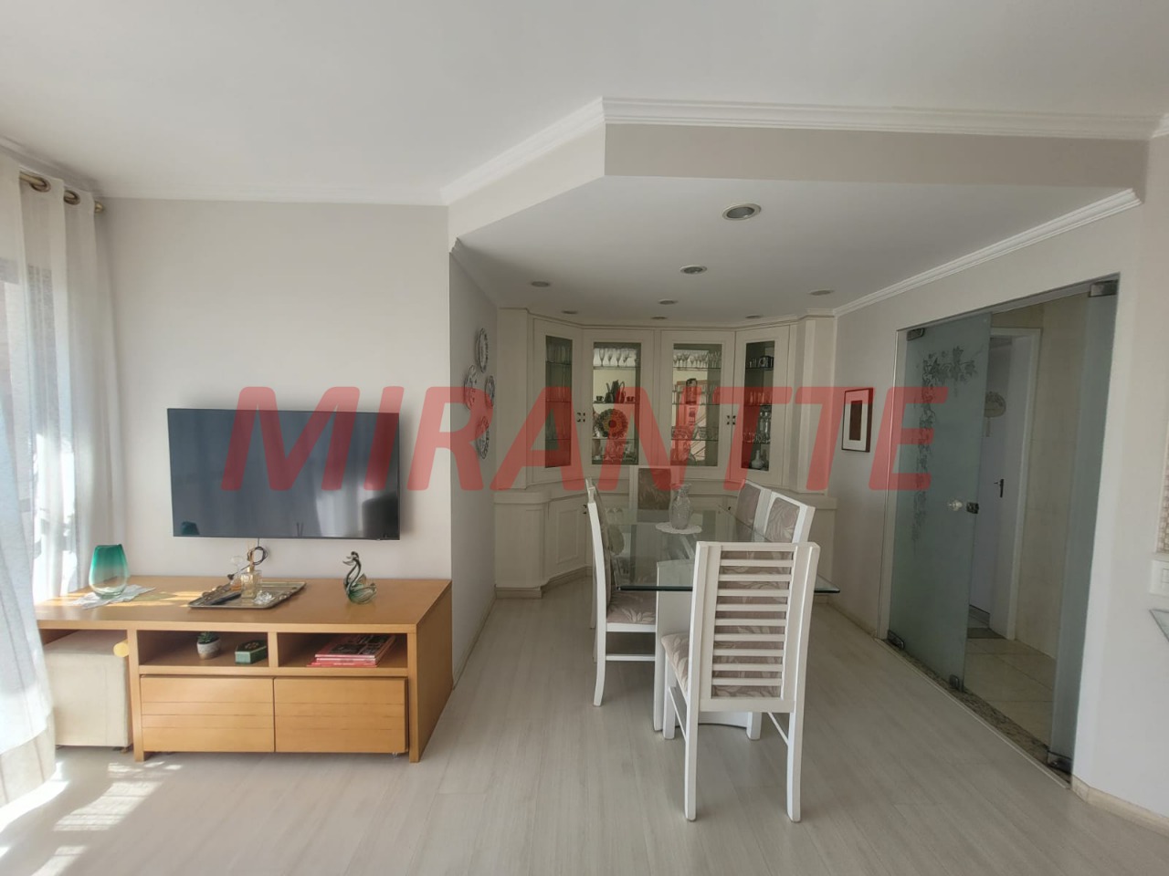 Apartamento de 90m² com 2 quartos em Santana