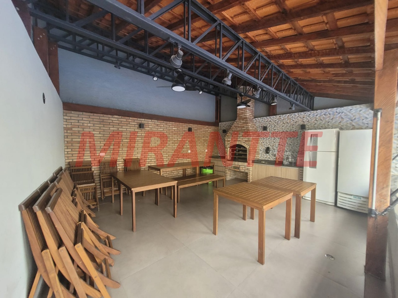 Apartamento de 90m² com 2 quartos em Santana