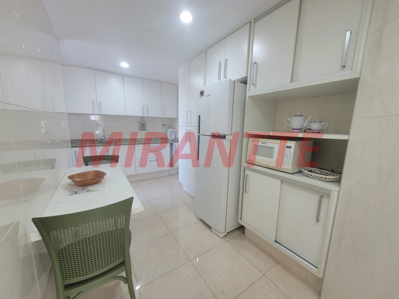 Apartamento de 90m² com 2 quartos em Santana