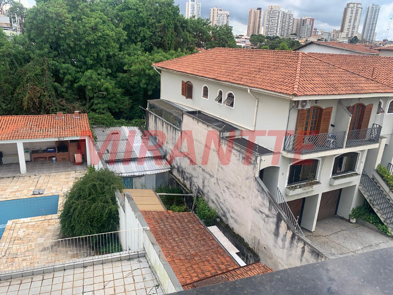 Casa terrea de 550m² com 4 quartos em Vila Mariza Mazzei