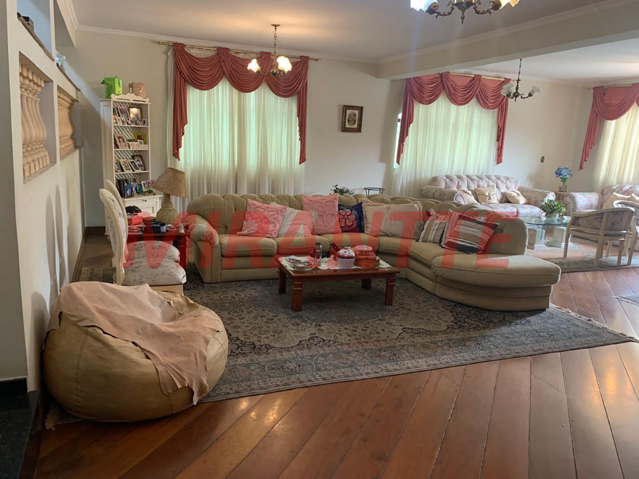 Casa terrea de 550m² com 4 quartos em Vila Mariza Mazzei
