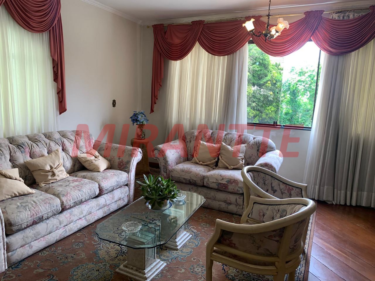 Casa terrea de 550m² com 4 quartos em Vila Mariza Mazzei