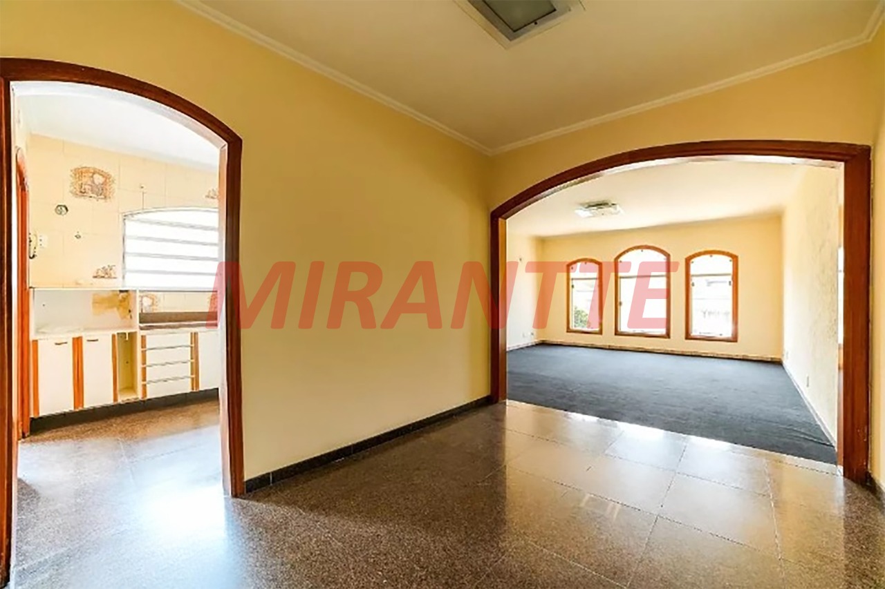 Sobrado de 270m² com 3 quartos em Vila Maria Alta