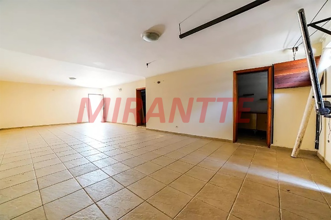 Sobrado de 270m² com 3 quartos em Vila Maria Alta