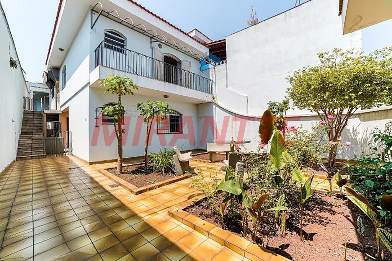 Sobrado de 270m² com 3 quartos em Vila Maria Alta
