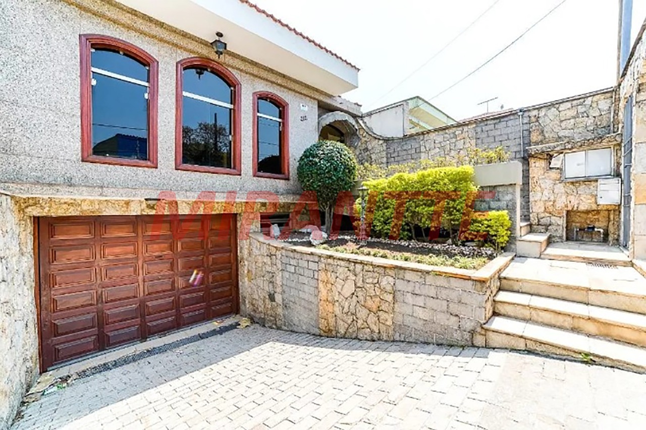 Sobrado de 270m² com 3 quartos em Vila Maria Alta