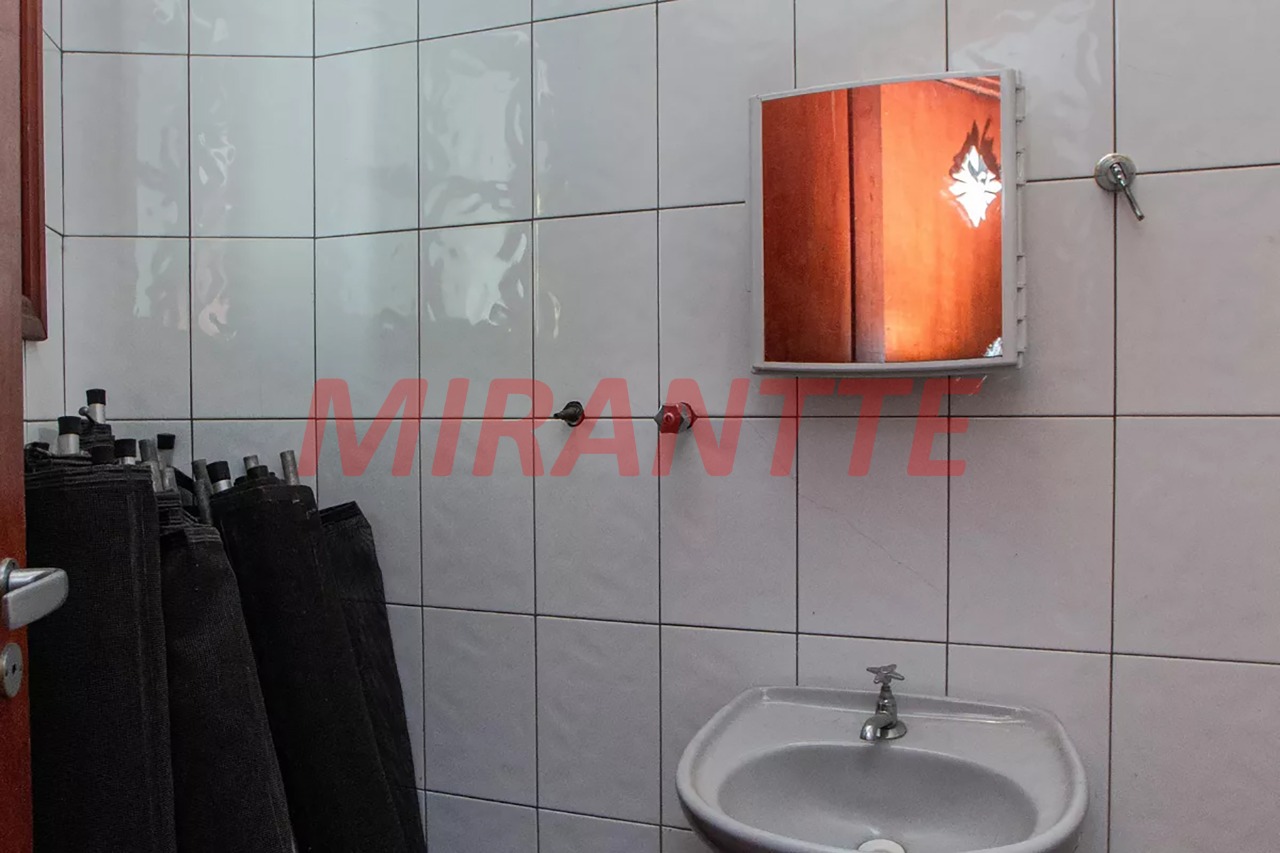 Sobrado de 239m² com 4 quartos em Vila Guilherme