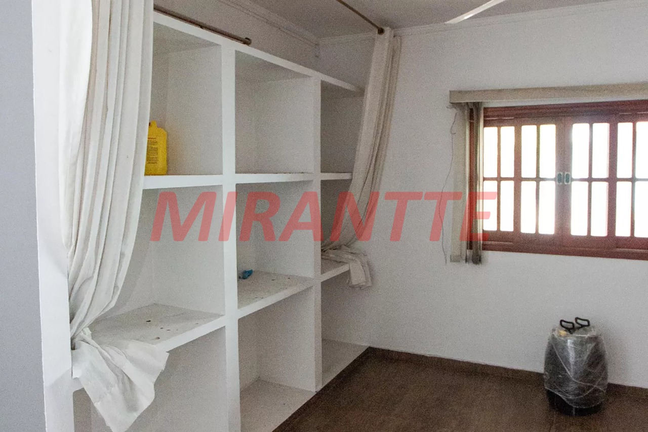 Sobrado de 239m² com 4 quartos em Vila Guilherme