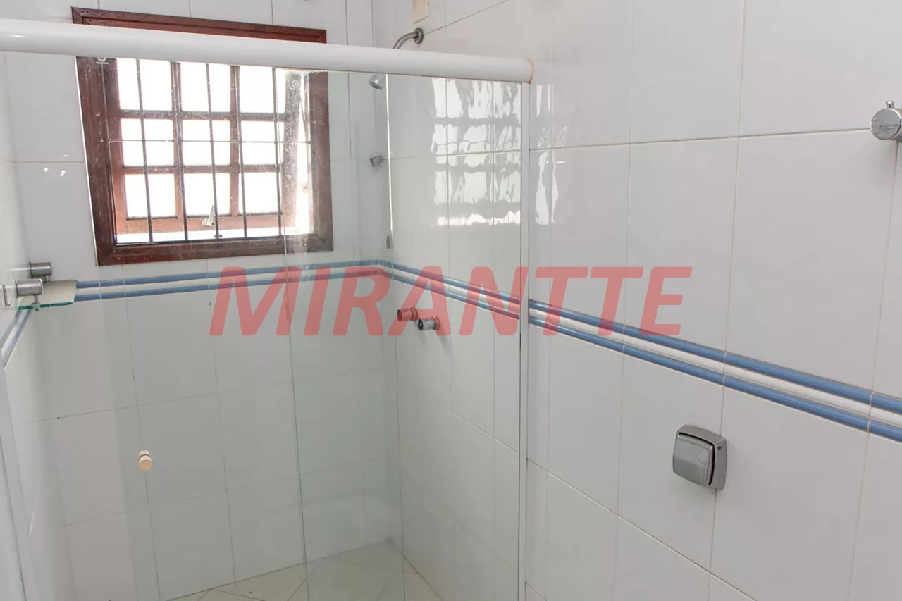 Sobrado de 239m² com 4 quartos em Vila Guilherme