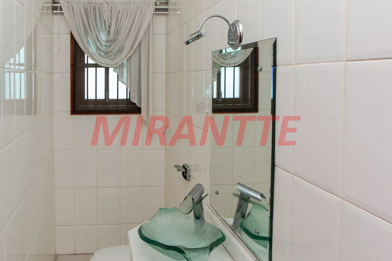 Sobrado de 239m² com 4 quartos em Vila Guilherme