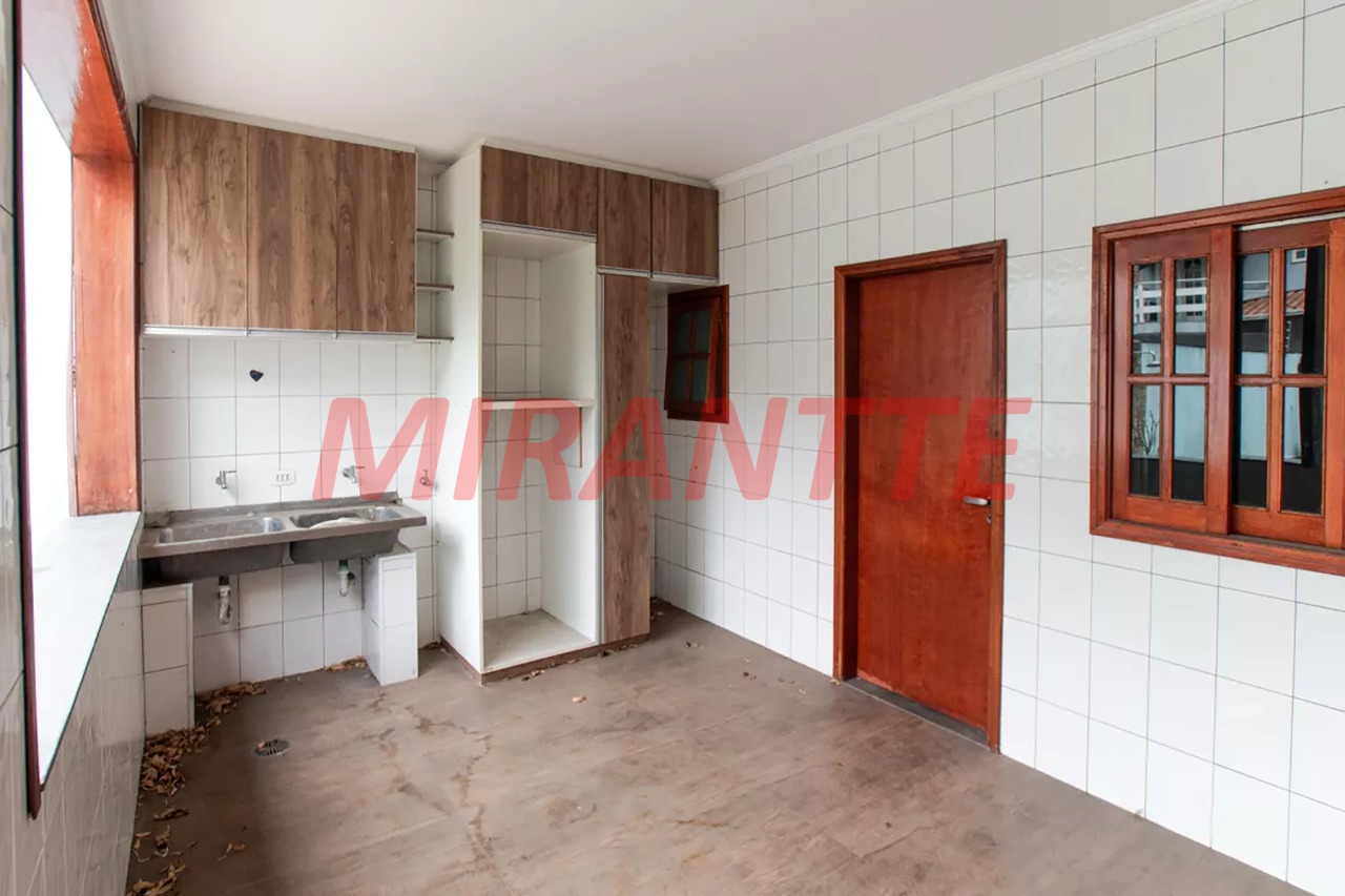 Sobrado de 239m² com 4 quartos em Vila Guilherme