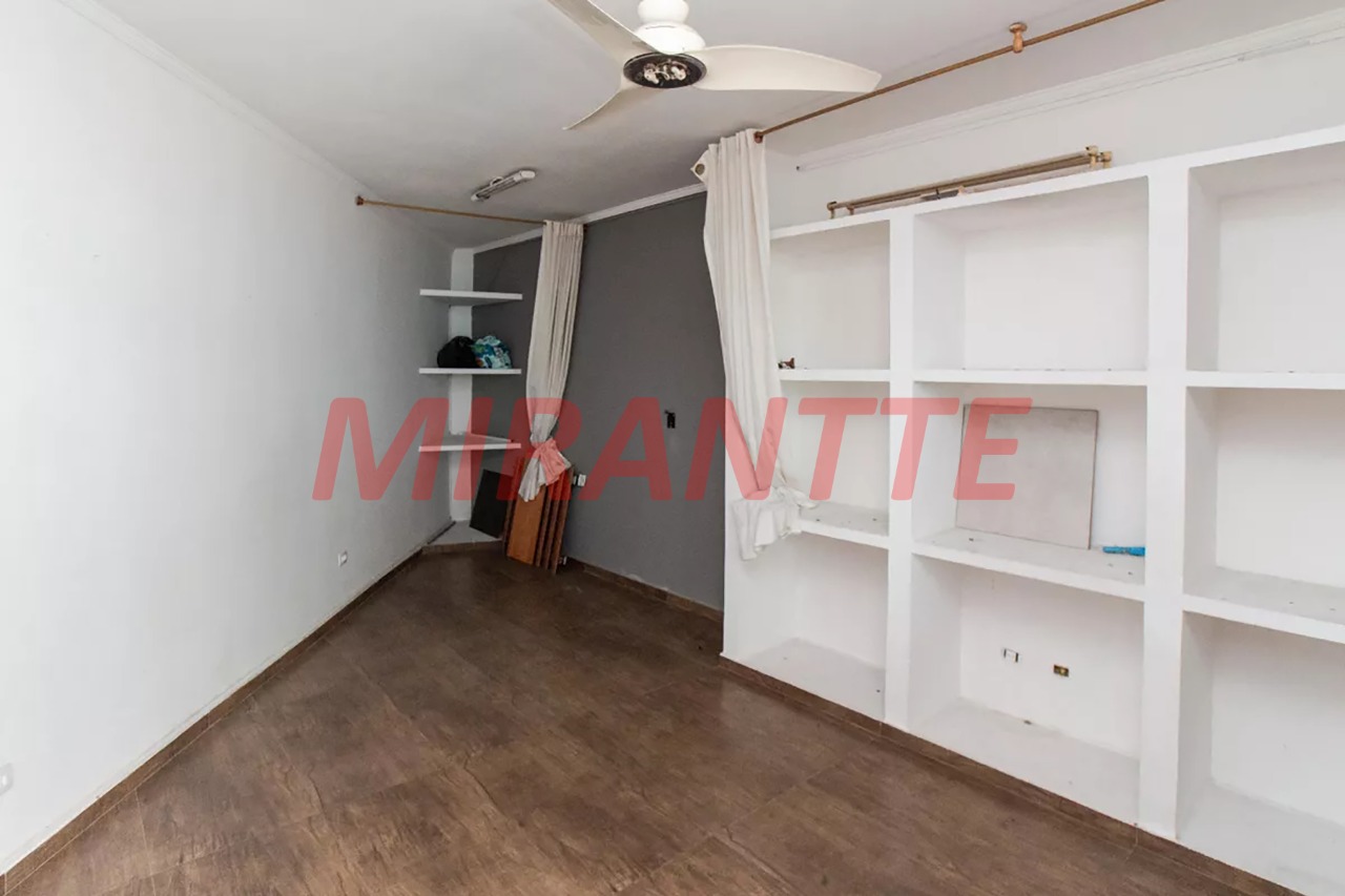 Sobrado de 239m² com 4 quartos em Vila Guilherme