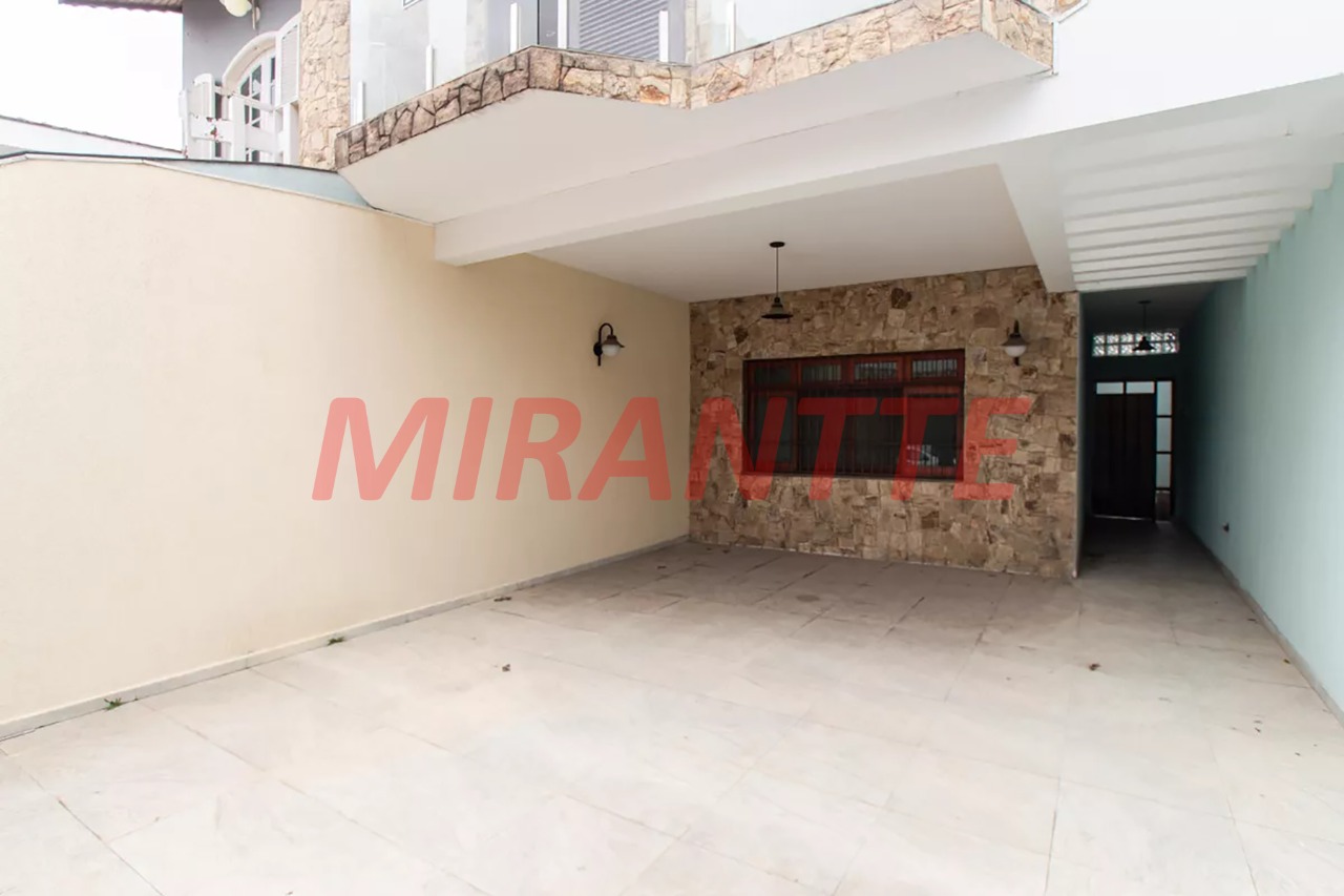Sobrado de 239m² com 4 quartos em Vila Guilherme