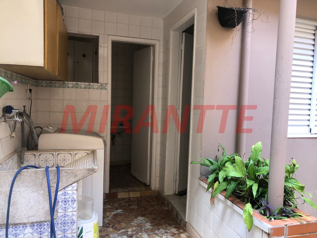 Sobrado de 209m² com 3 quartos em Santana
