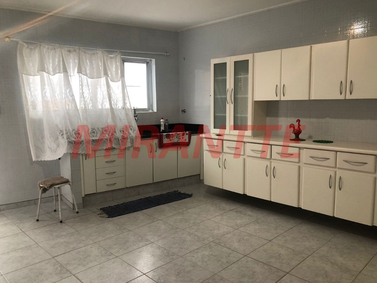 Sobrado de 209m² com 3 quartos em Santana