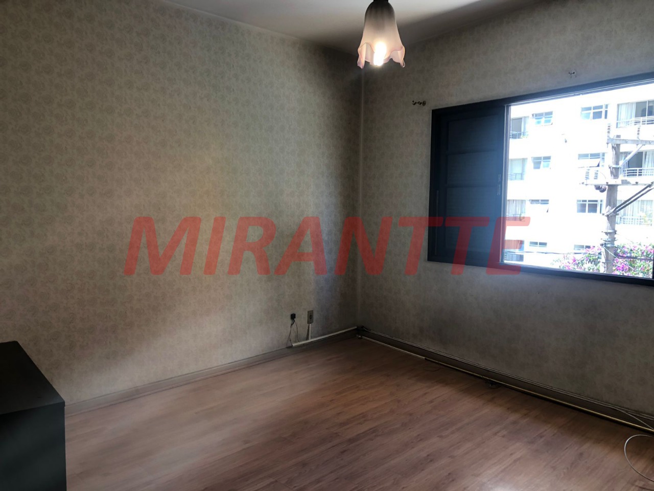 Sobrado de 209m² com 3 quartos em Santana