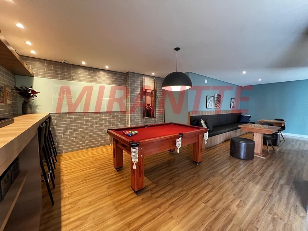 Apartamento de 42m² com 2 quartos em Santa Teresinha