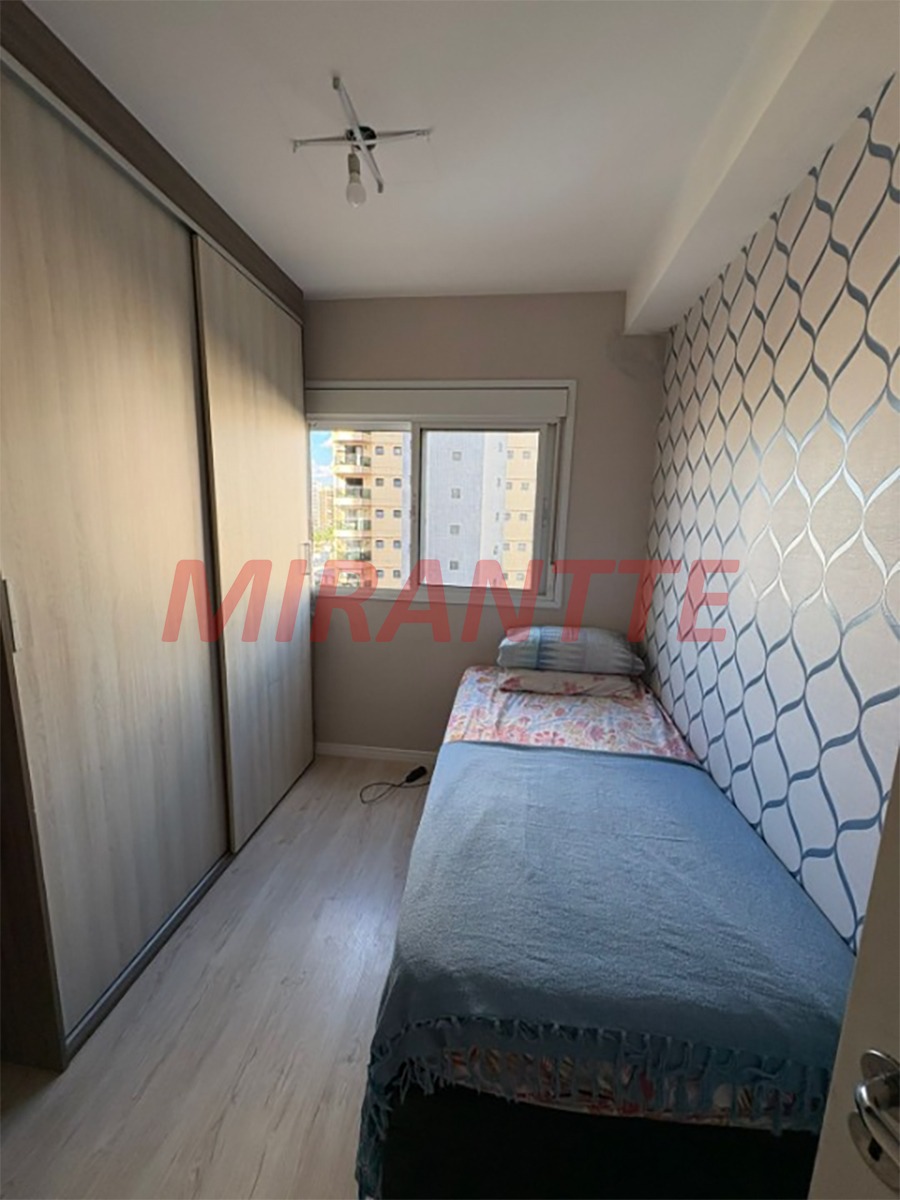 Apartamento de 42m² com 2 quartos em Santa Teresinha