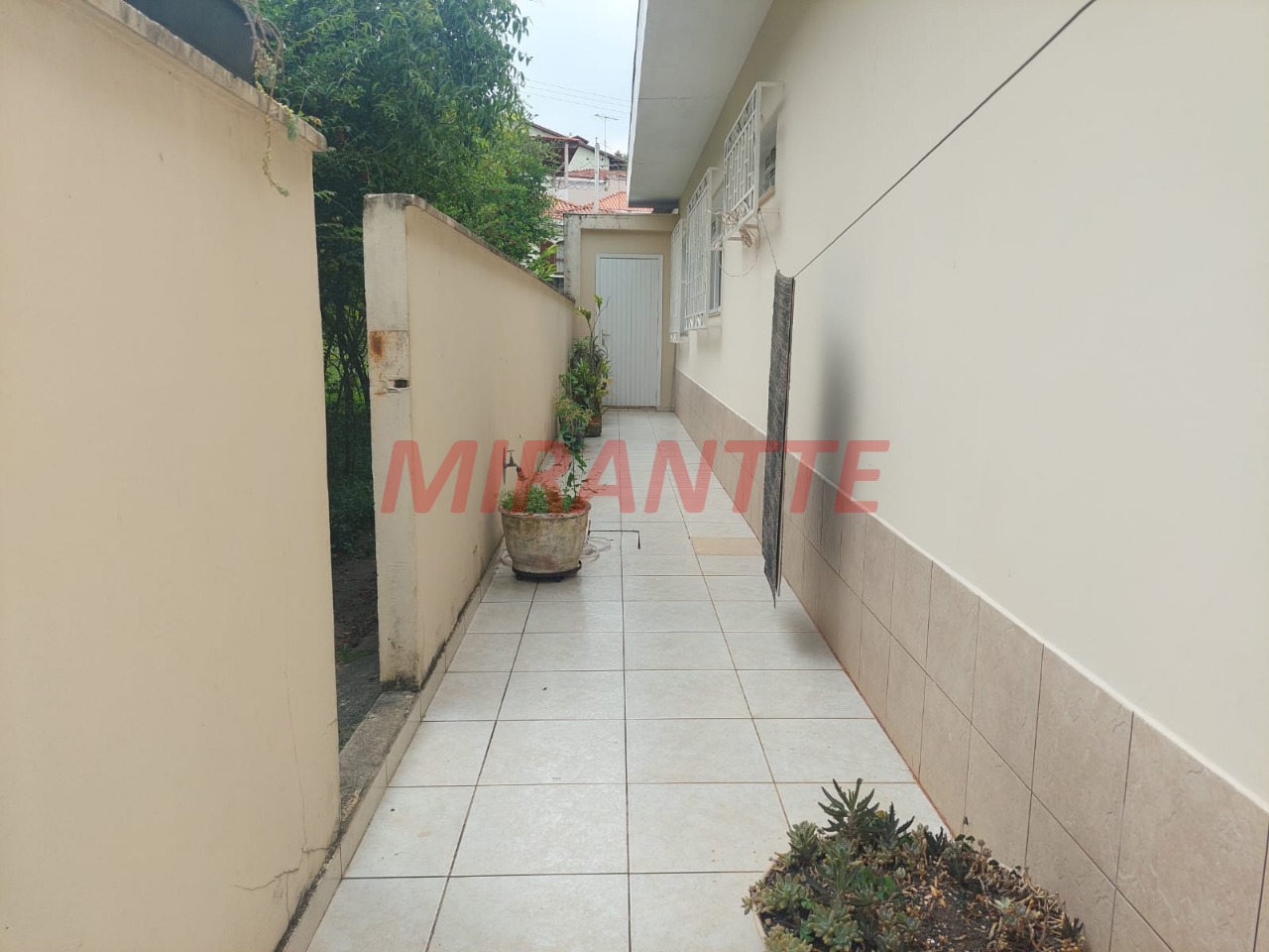 Casa terrea de 175m² com 4 quartos em Vila Conrado