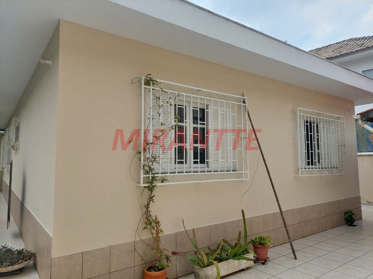 Casa terrea de 175m² com 4 quartos em Vila Conrado
