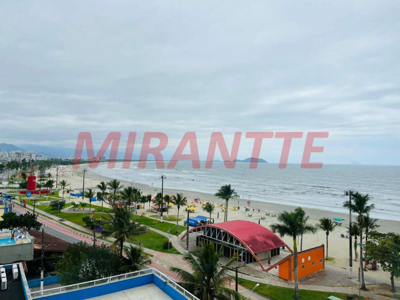 Apartamento de 98m² com 3 quartos em Centro