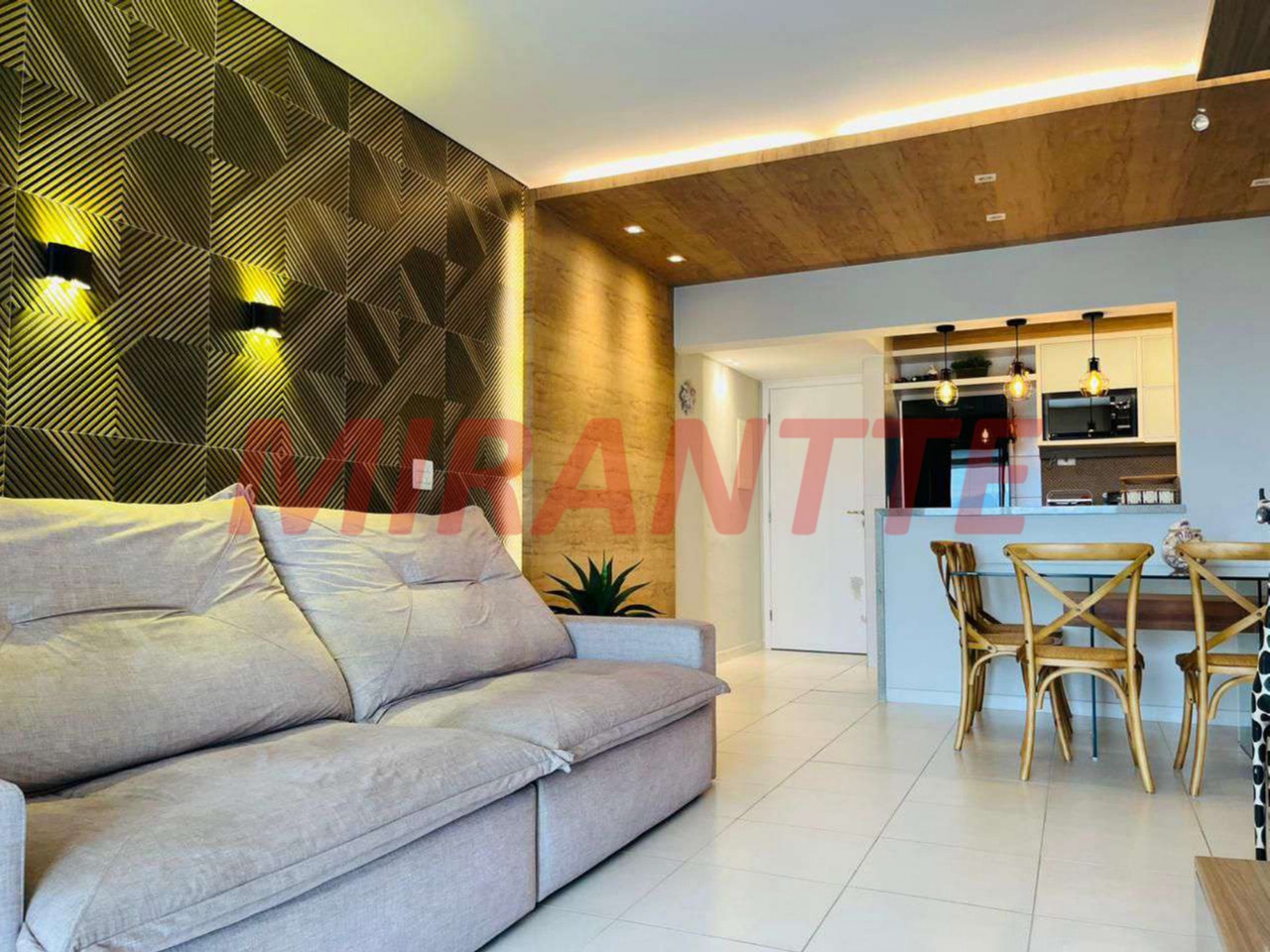 Apartamento de 98m² com 3 quartos em Centro