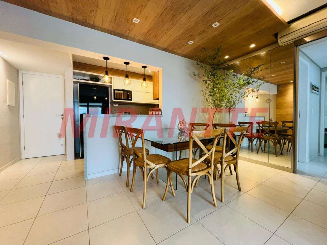 Apartamento de 98m² com 3 quartos em Centro