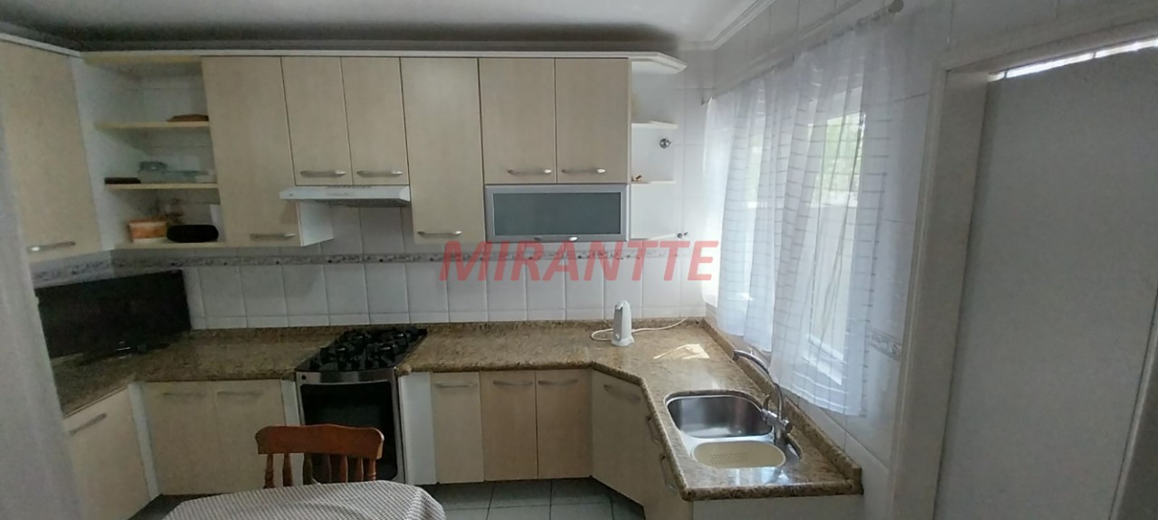 Cond. fechado de 109m² com 2 quartos em Vila Gustavo