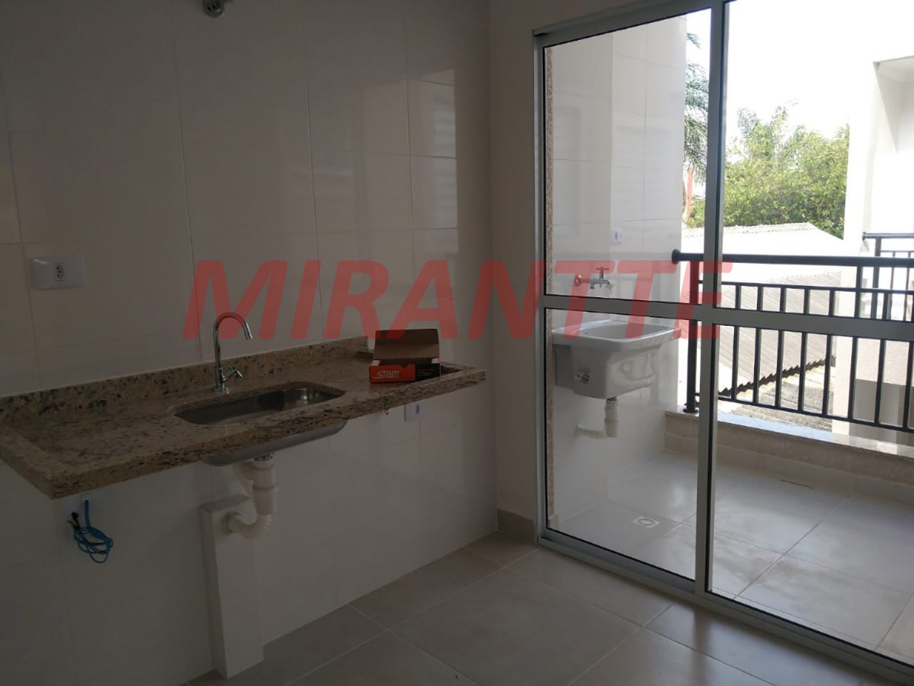 Apartamento de 43m² com 2 quartos em Parada Inglesa