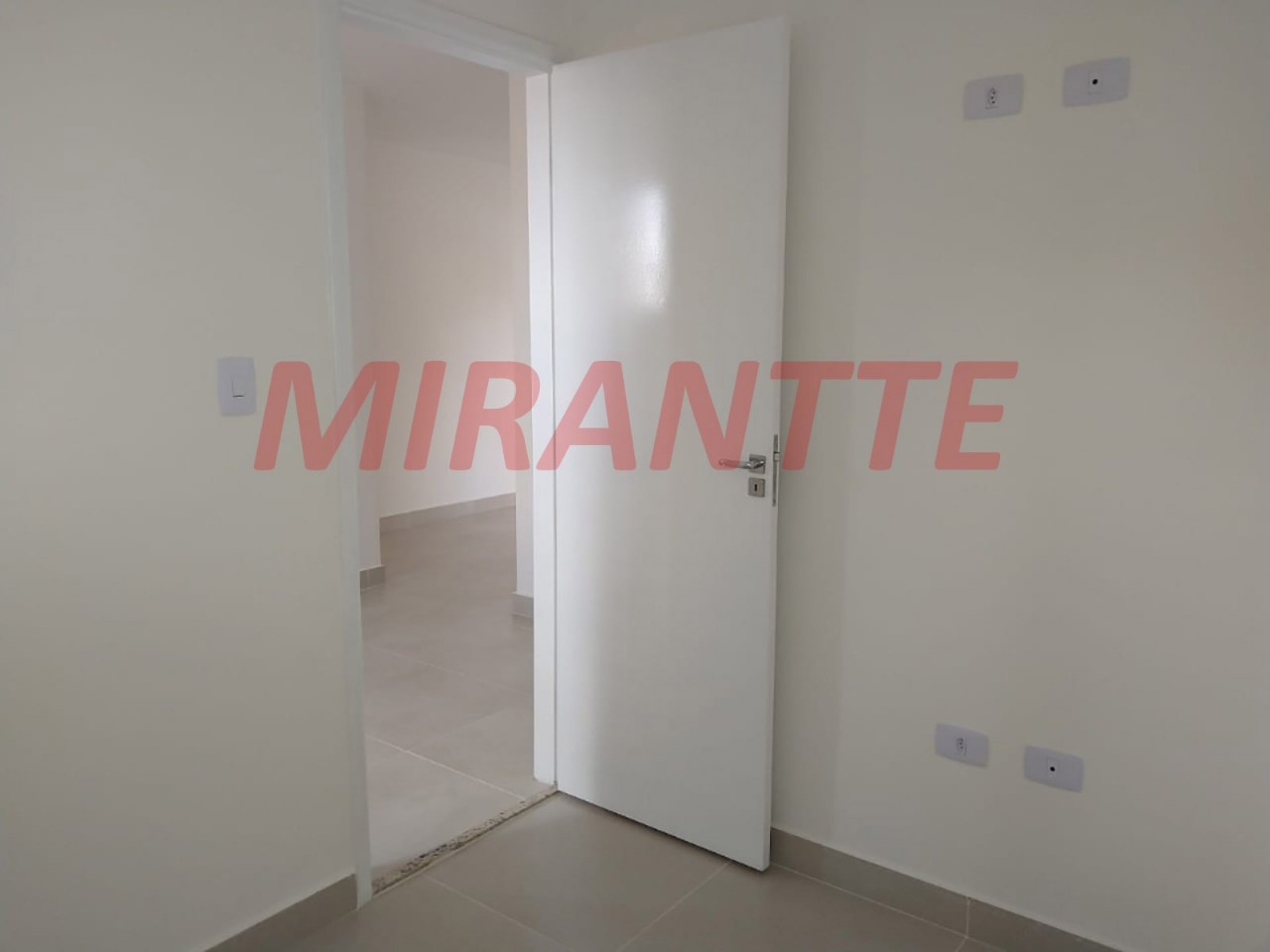 Apartamento de 43m² com 2 quartos em Parada Inglesa
