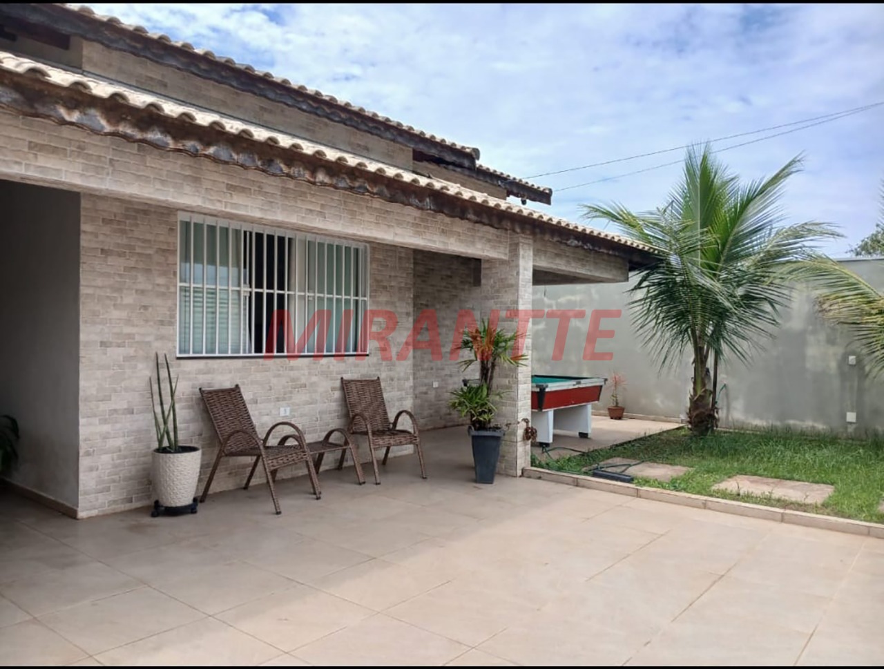 Casa terrea de 138.31m² com 3 quartos em Jamaica