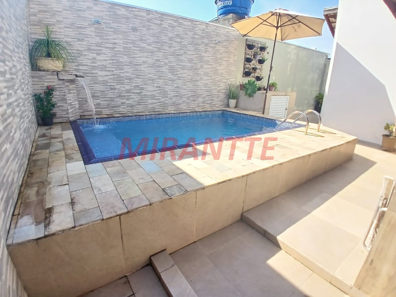 Casa terrea de 138.31m² com 3 quartos em Jamaica