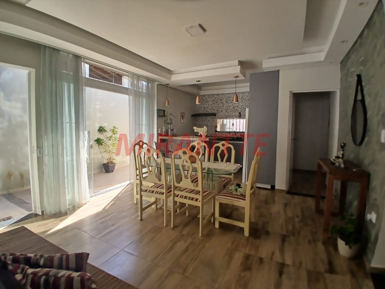 Casa terrea de 138.31m² com 3 quartos em Jamaica