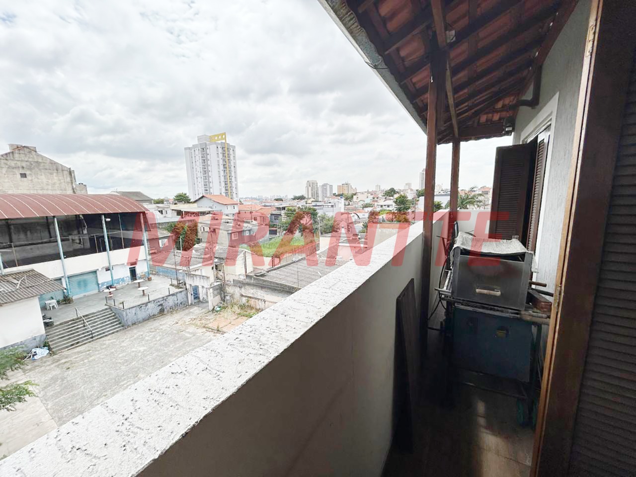 Sobrado de 309m² com 5 quartos em Parada Inglesa