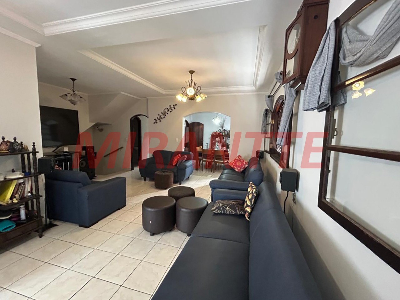 Sobrado de 309m² com 5 quartos em Parada Inglesa