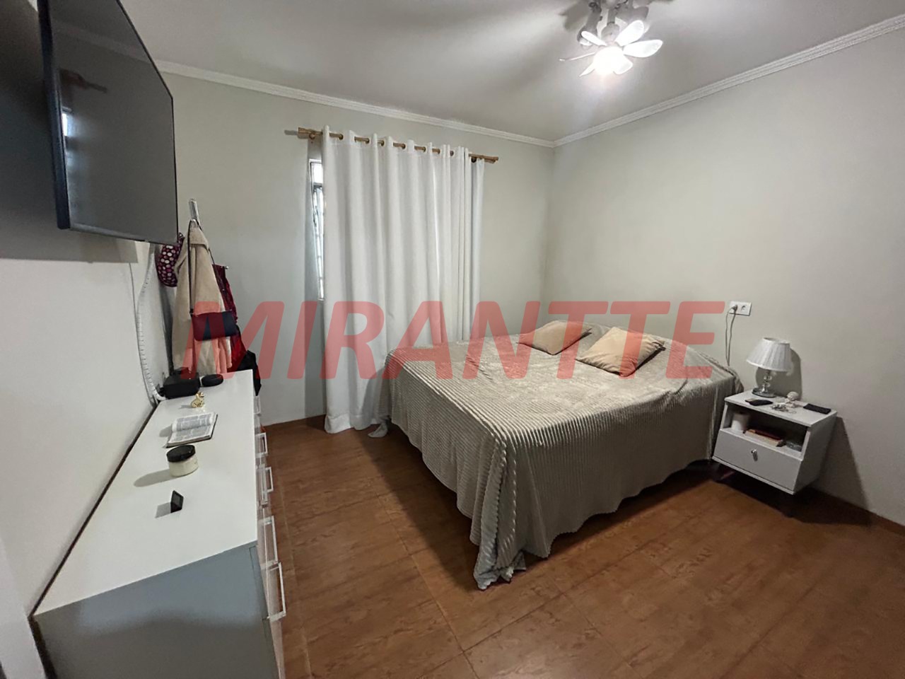 Sobrado de 309m² com 5 quartos em Parada Inglesa