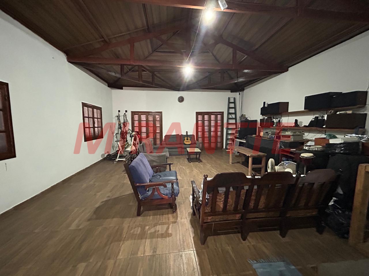 Sobrado de 309m² com 5 quartos em Parada Inglesa
