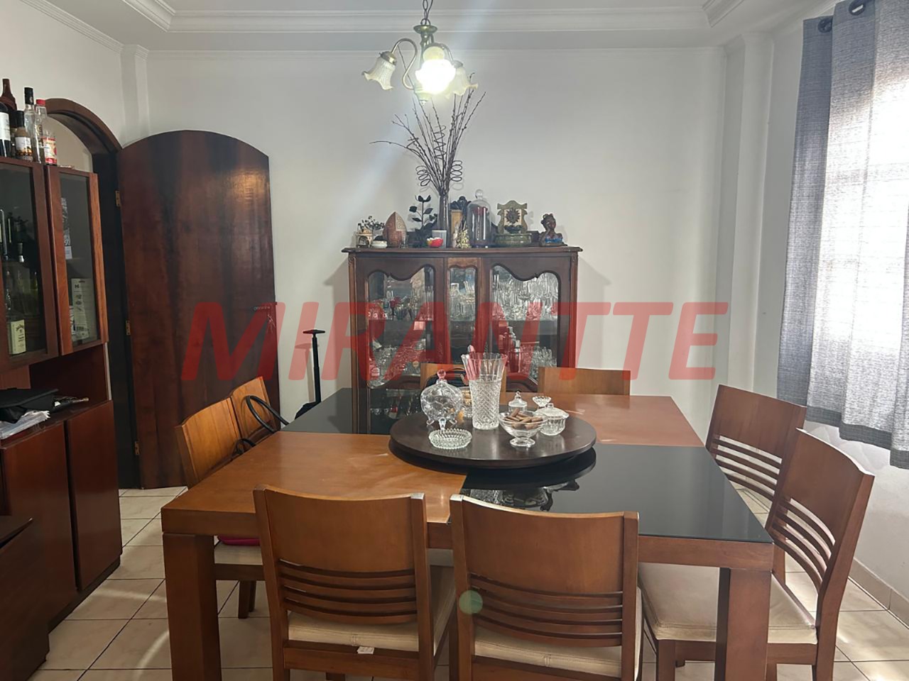 Sobrado de 309m² com 5 quartos em Parada Inglesa