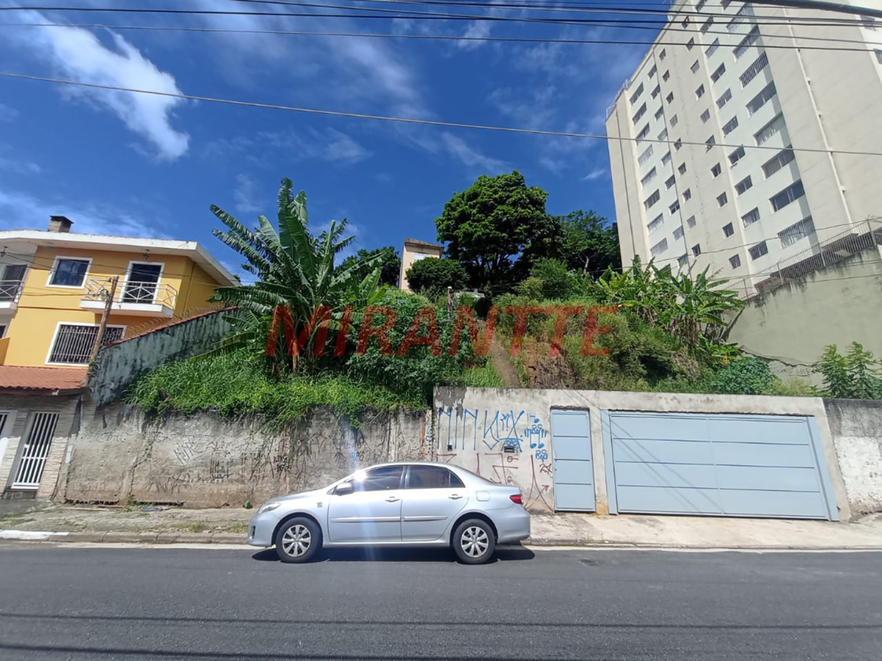 Terreno de 0m² em Santa Teresinha