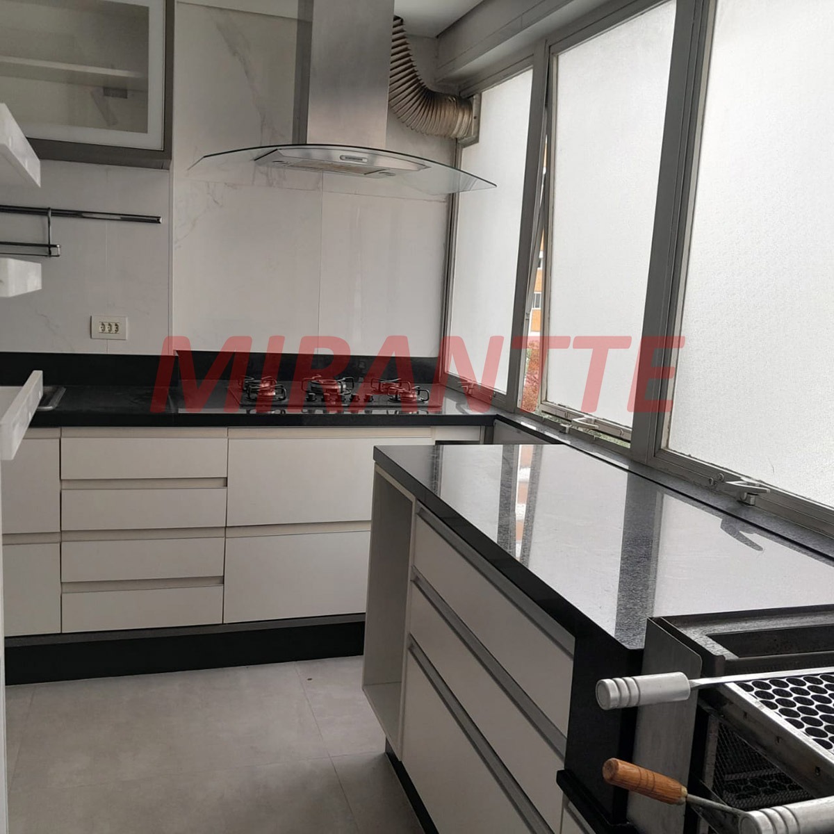 Apartamento de 11380m² com 3 quartos em Perdizes