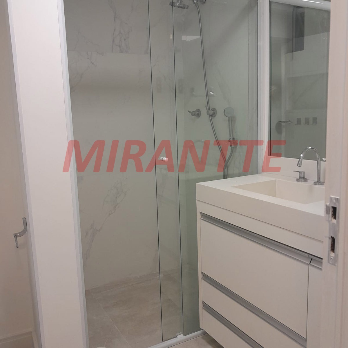 Apartamento de 11380m² com 3 quartos em Perdizes