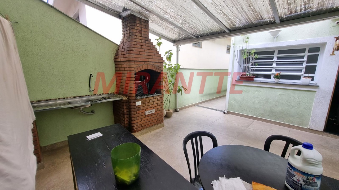 Sobrado de 115m² com 4 quartos em Jardim Peri